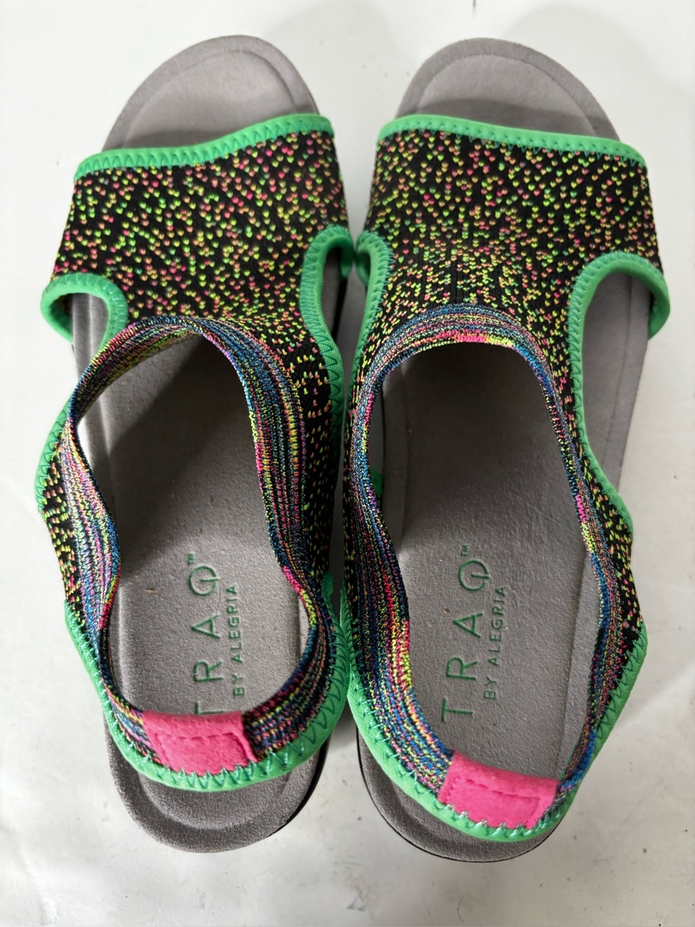 Traq by Algeria Women's Multicolor Knit Slingback Sandals with Green Trim Sz 38